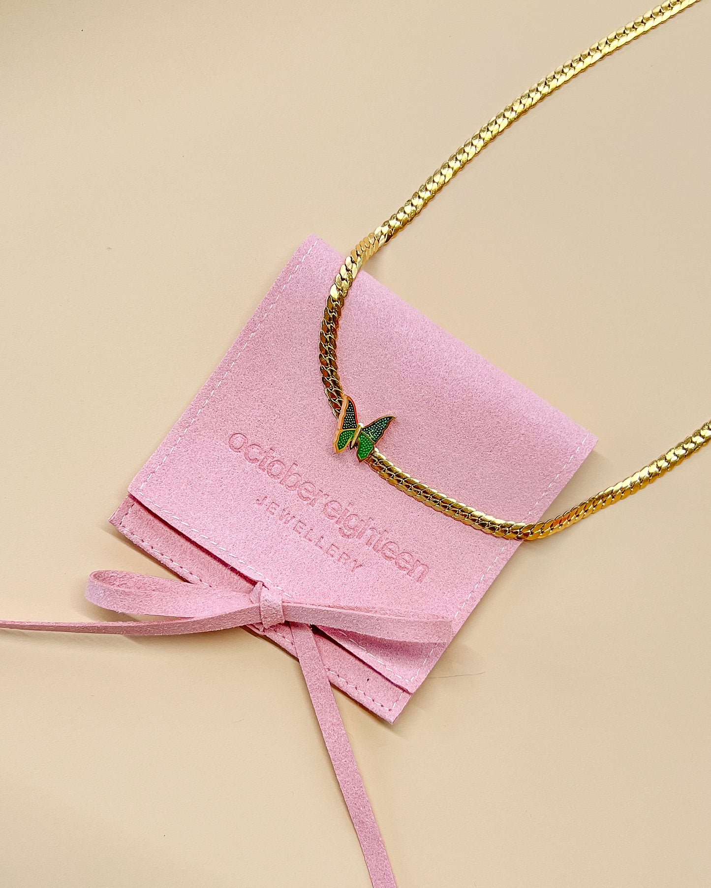GOLD PLATED BUTTERFLY CHOKER STYLE NECKLACE